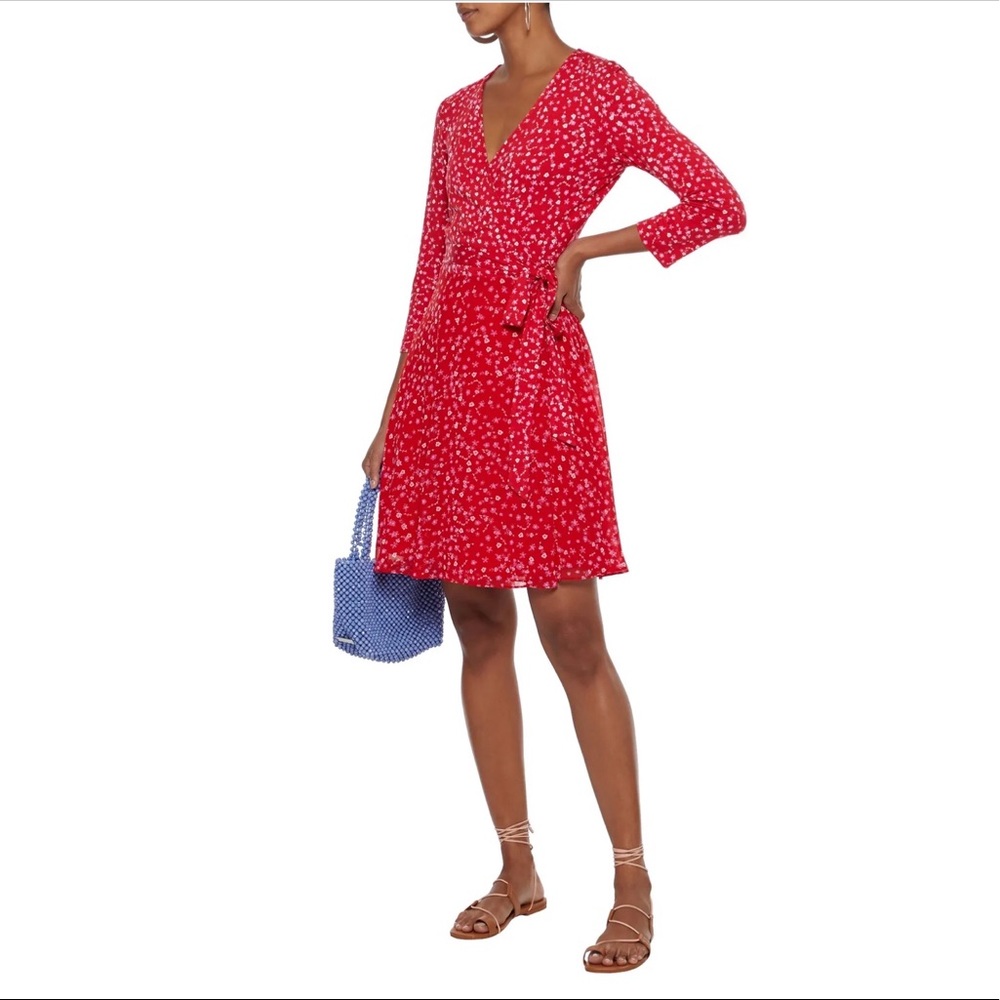 *SOLD* NWT Diane Von Furstenberg Irina Floral Print Crepe de Chine Wrap Dress
